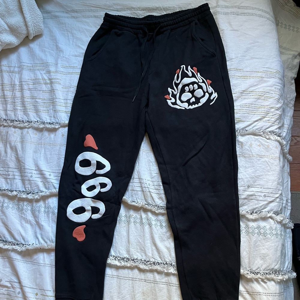 Juice WRLD 999 Club “999 Burning Hearts” Sweatpants